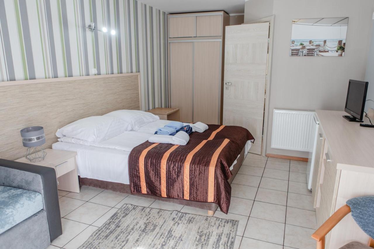 Arena Slonca Hotel Leba Exterior photo