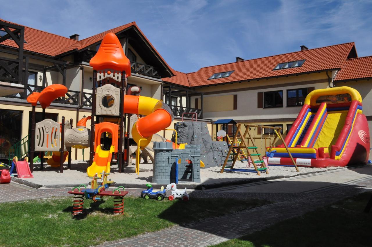 Arena Slonca Hotel Leba Exterior photo